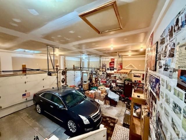 889 Cronkite Drive, Orion Charter Township, MI 48362