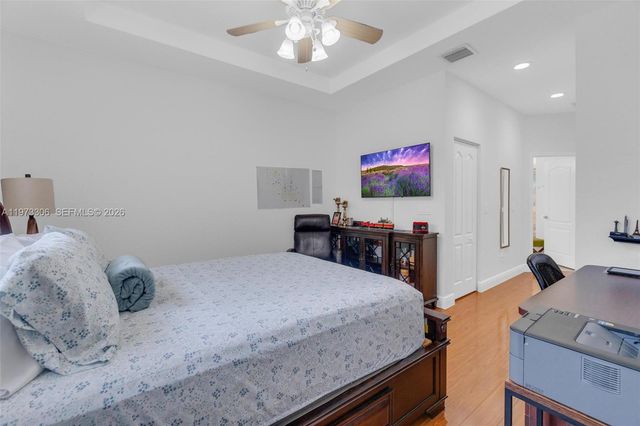 3920 NE 13th Dr, Homestead, FL 33033