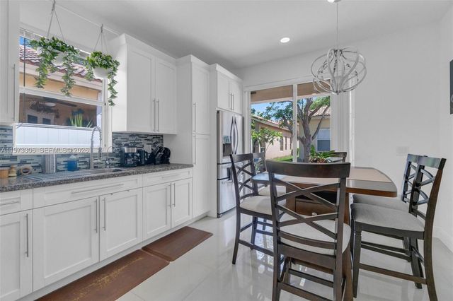 3920 NE 13th Dr, Homestead, FL 33033