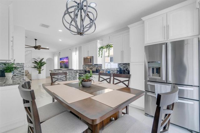 3920 NE 13th Dr, Homestead, FL 33033