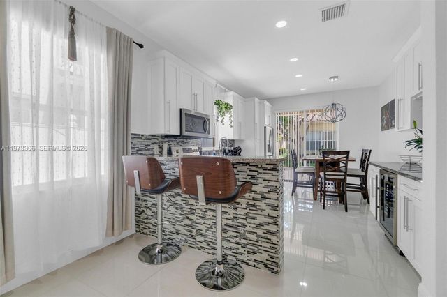 3920 NE 13th Dr, Homestead, FL 33033