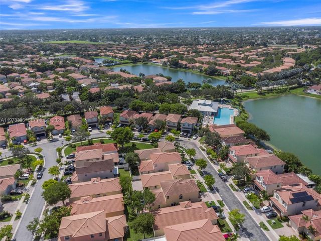 3920 NE 13th Dr, Homestead, FL 33033