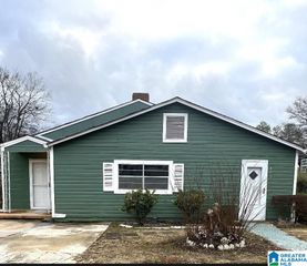 505 64TH STREET, Fairfield, AL 35064