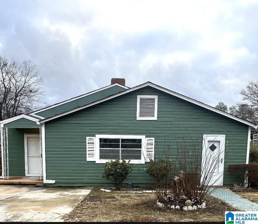 505 64TH STREET, Fairfield, AL 35064
