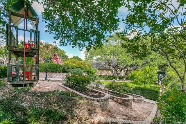 1007 Crystal Spring, San Antonio, TX 78258