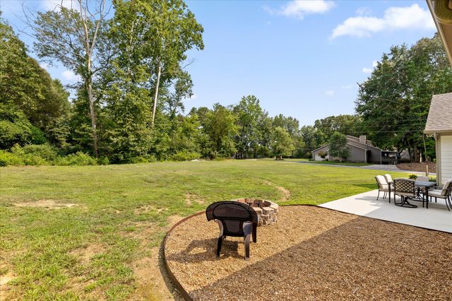 7505 Island Manor Drive, Harrison, TN 37341