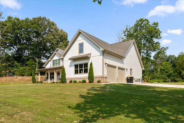 7505 Island Manor Drive, Harrison, TN 37341