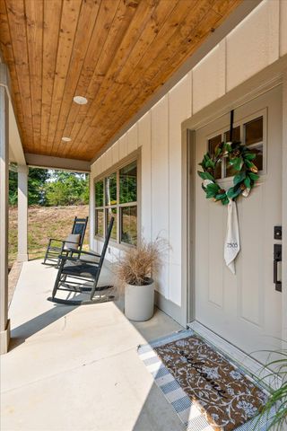 7505 Island Manor Drive, Harrison, TN 37341