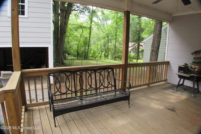 111 Pinehaven Drive, Jackson, MS 39202