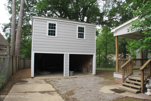 111 Pinehaven Drive, Jackson, MS 39202