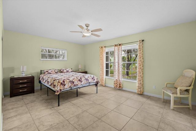 2074 SE Wild Meadow Circle, Port St. Lucie, FL 34952