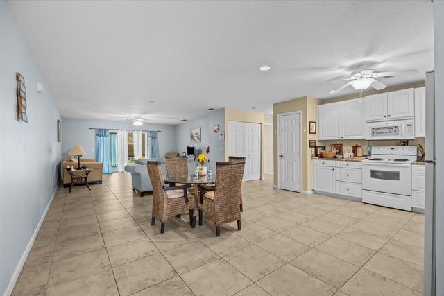 2074 SE Wild Meadow Circle, Port St. Lucie, FL 34952