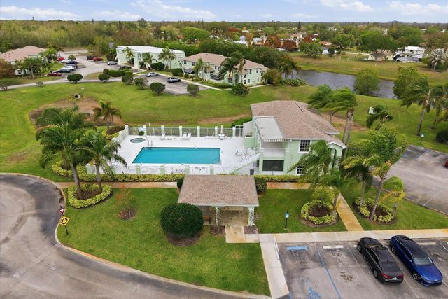 2074 SE Wild Meadow Circle, Port St. Lucie, FL 34952