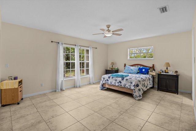2074 SE Wild Meadow Circle, Port St. Lucie, FL 34952
