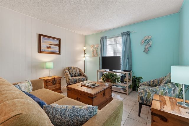 2025 S 11th St, Mustang Isle 2, Port Aransas, TX 78373