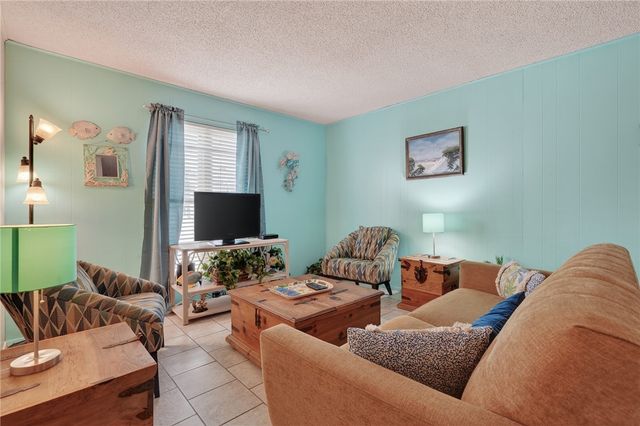 2025 S 11th St, Mustang Isle 2, Port Aransas, TX 78373