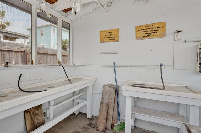 2025 S 11th St, Mustang Isle 2, Port Aransas, TX 78373