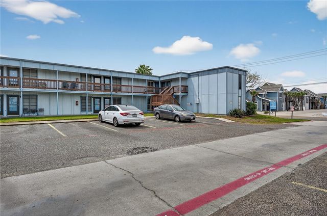 2025 S 11th St, Mustang Isle 2, Port Aransas, TX 78373