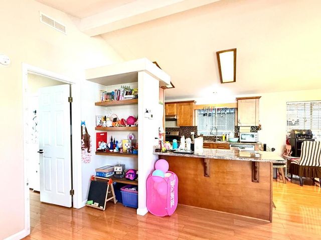 501 Moorpark Way, Mountain View, CA 94041