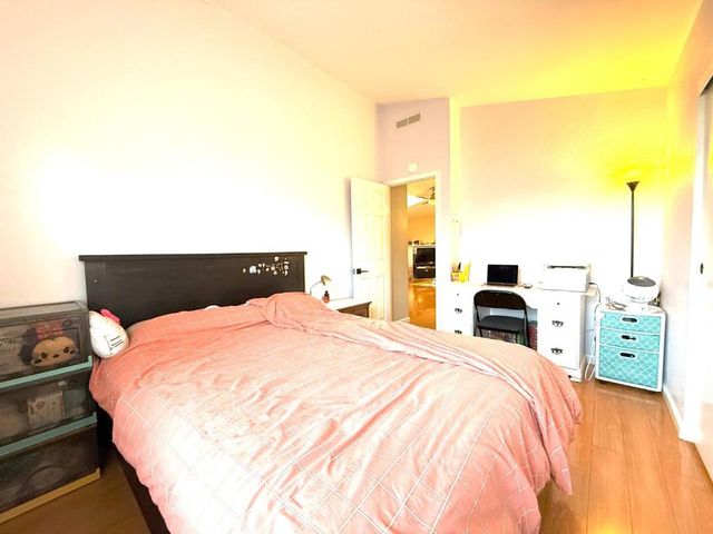 501 Moorpark Way, Mountain View, CA 94041