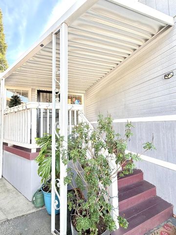 501 Moorpark Way, Mountain View, CA 94041