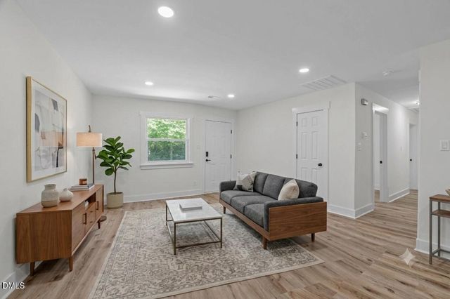 504 Tuliptree Road, Hillsborough, NC 27278
