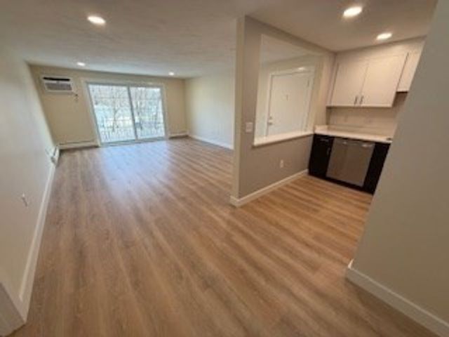 18 Williamsburg Ct 23, Shrewsbury, MA 01545