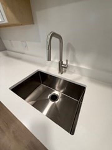 18 Williamsburg Ct 23, Shrewsbury, MA 01545