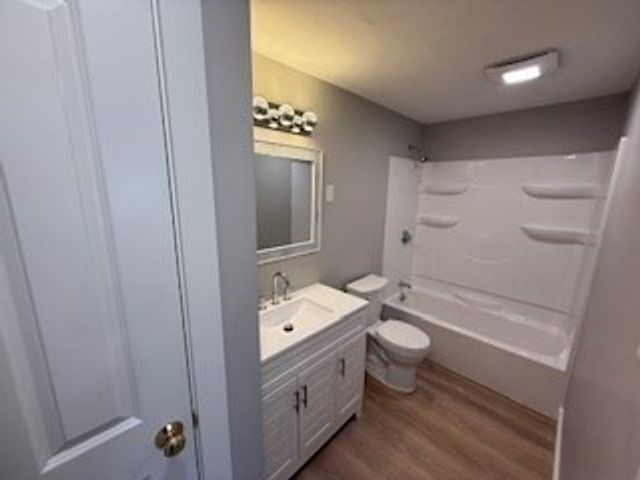 18 Williamsburg Ct 23, Shrewsbury, MA 01545