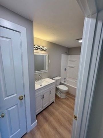 18 Williamsburg Ct 23, Shrewsbury, MA 01545