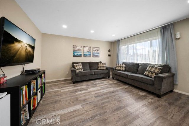 43352 Edson, Lancaster, CA 93536