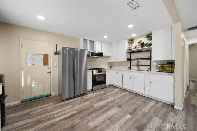 43352 Edson, Lancaster, CA 93536