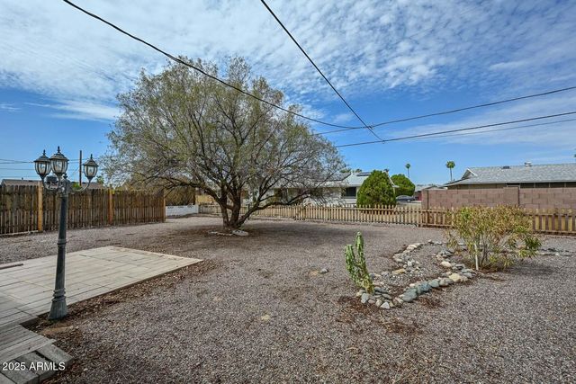 10816 N MADISON Drive, Sun City, AZ 85351