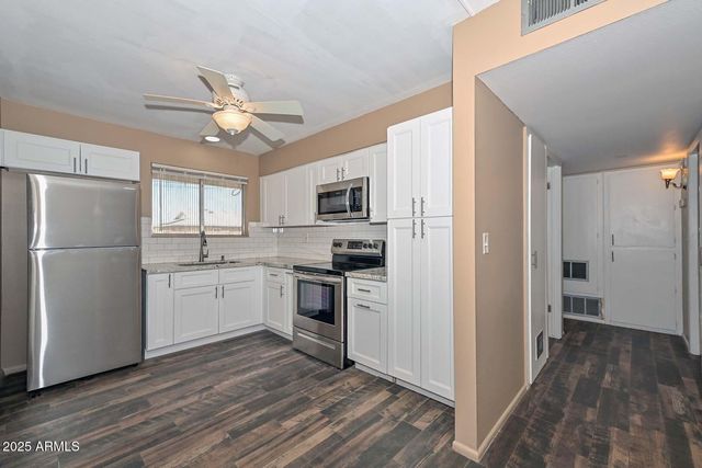 10816 N MADISON Drive, Sun City, AZ 85351