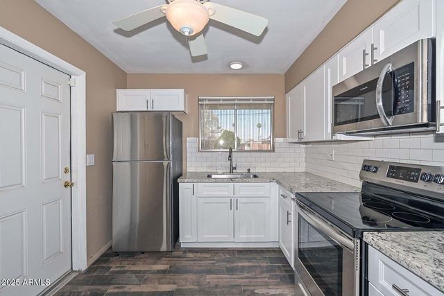 10816 N MADISON Drive, Sun City, AZ 85351