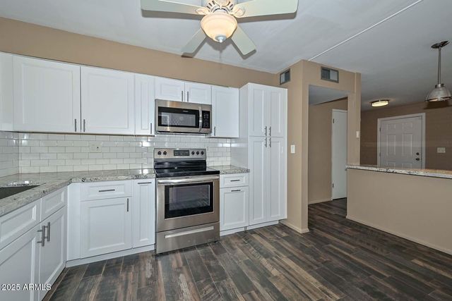 10816 N MADISON Drive, Sun City, AZ 85351