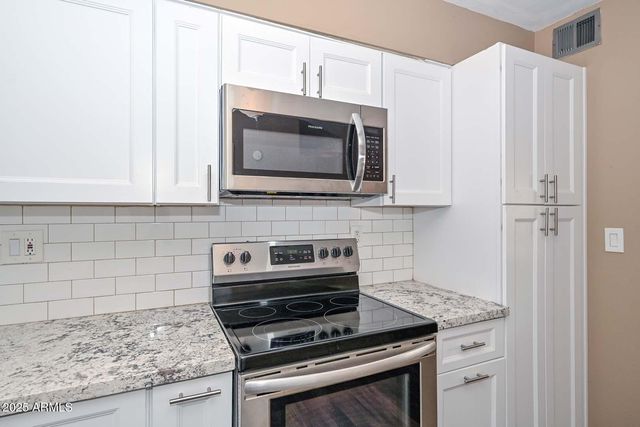 10816 N MADISON Drive, Sun City, AZ 85351