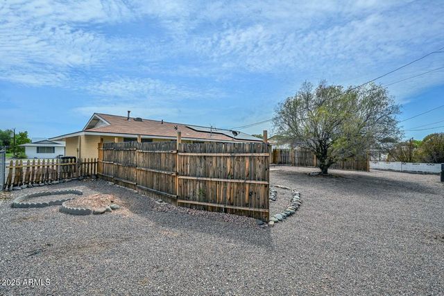 10816 N MADISON Drive, Sun City, AZ 85351