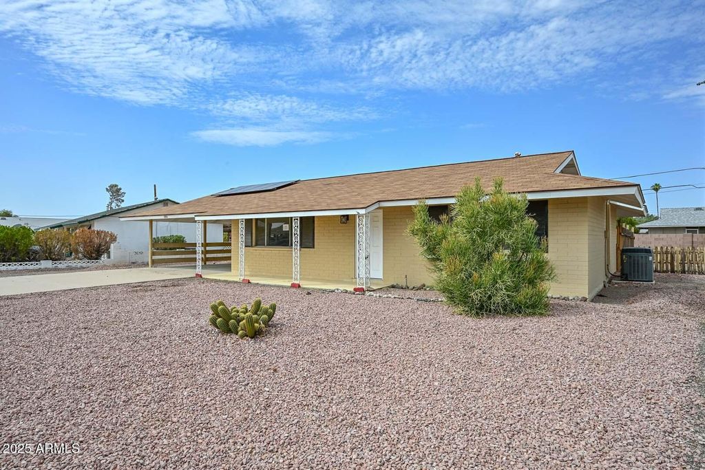 10816 N MADISON Drive, Sun City, AZ 85351