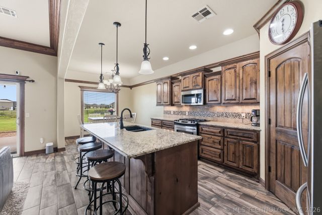 14455 N 66th Avenue E, Collinsville, OK 74021