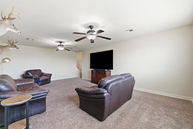 14455 N 66th Avenue E, Collinsville, OK 74021