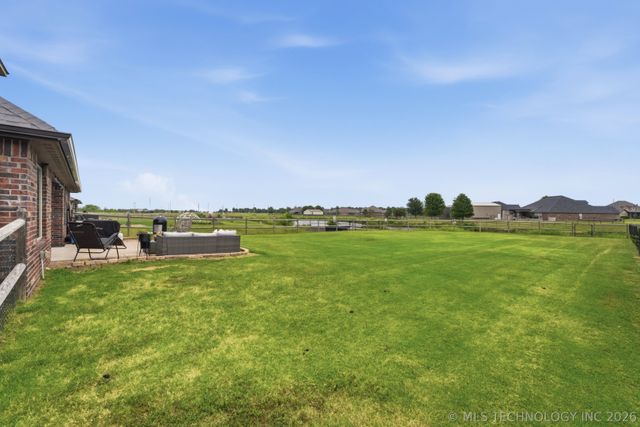 14455 N 66th Avenue E, Collinsville, OK 74021
