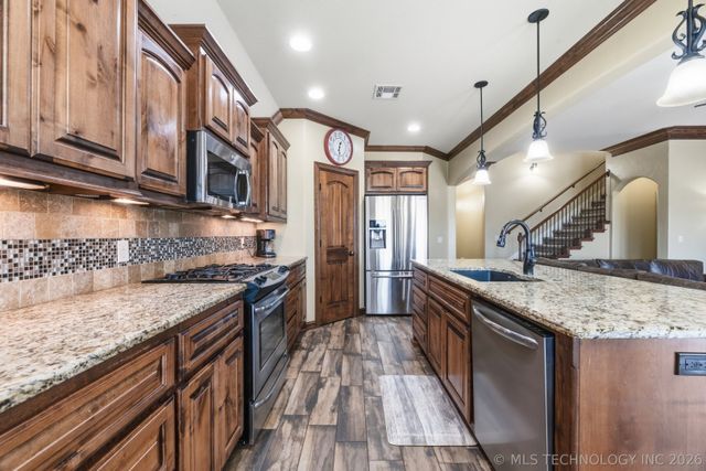 14455 N 66th Avenue E, Collinsville, OK 74021