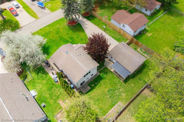 4020 Totem Lane, Waterford, MI 48328