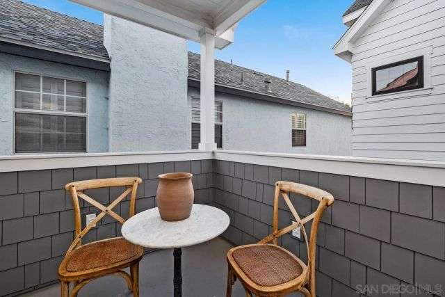 943 F Ave, Coronado, CA 92118