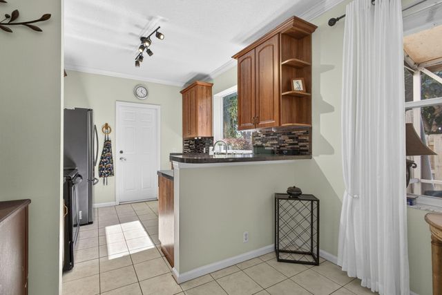 310 Laurel Oaks Way, Jupiter, FL 33458