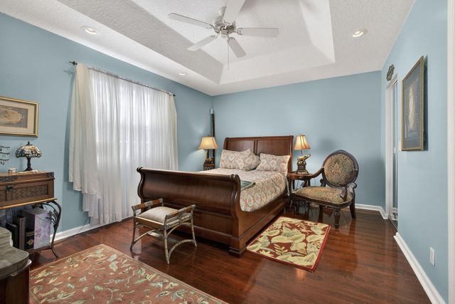 310 Laurel Oaks Way, Jupiter, FL 33458