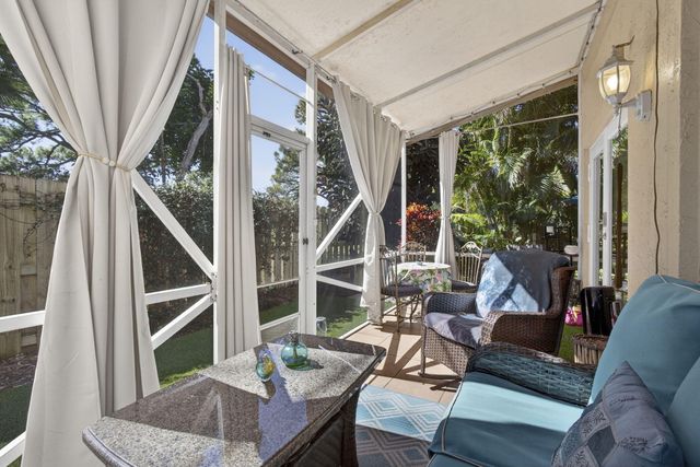 310 Laurel Oaks Way, Jupiter, FL 33458