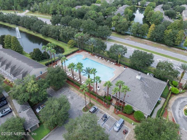 6103 CLEARSKY Drive, Jacksonville, FL 32258