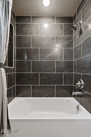 11872 Finesse Place, El Paso, TX 79934